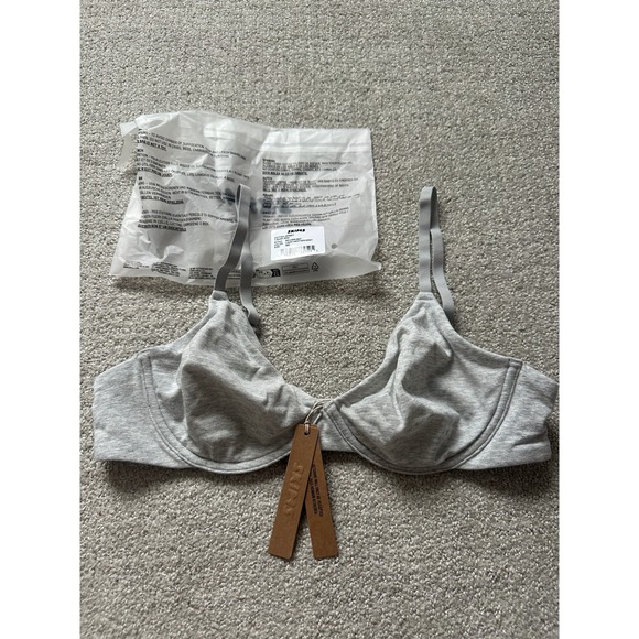 NEW SKIMS Cotton Jersey T-Shirt Bra Light Heather Grey Style 36C - Picture 1 of 5